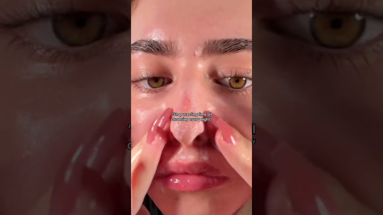 Koks laiko švaistymas 😫 džiaugiuosi, kad pradėjau aliejaus valymą savo spuogams #aliejausvalymas #spuogai #trumpai #dani