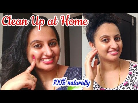 Dvi besišypsančios moterys priešais kamerą, viršuje užrašas „Clean Up at Home“, apačioje „100% naturally“
