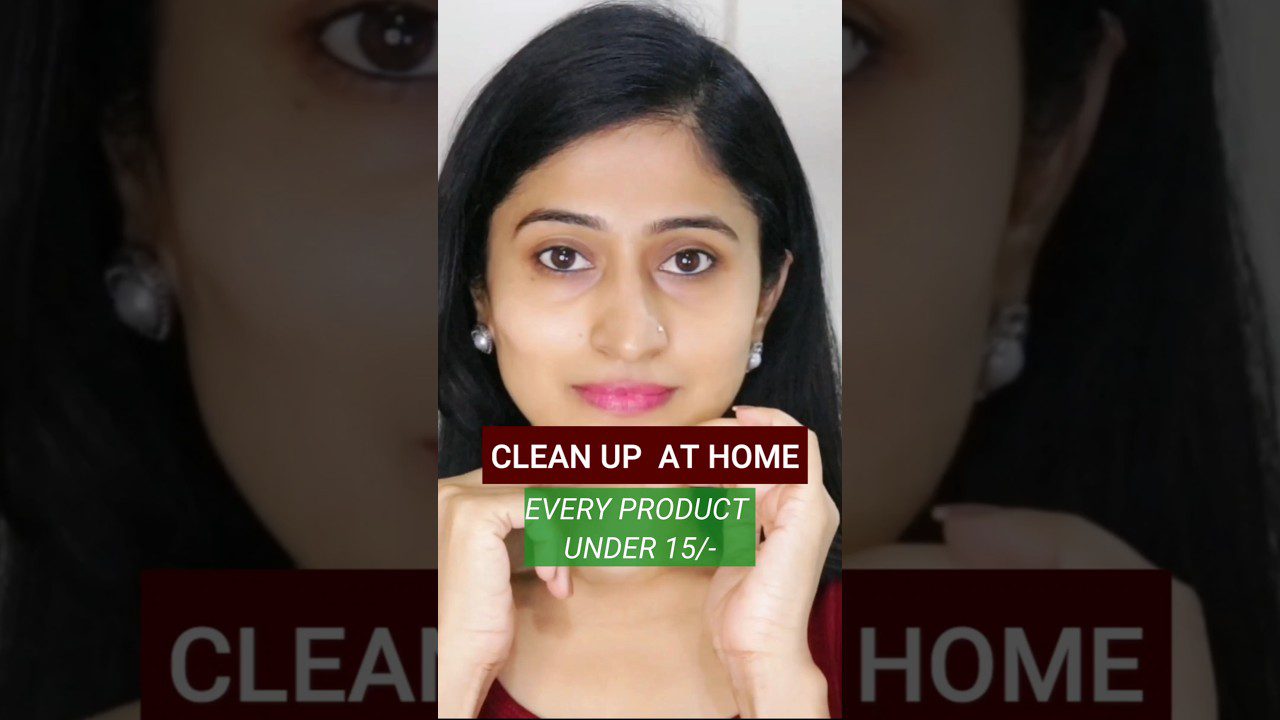 Jauna moteris rodo veido priežiūros patarimą; užraše angliškai: „Clean up at home, every product under 15“.