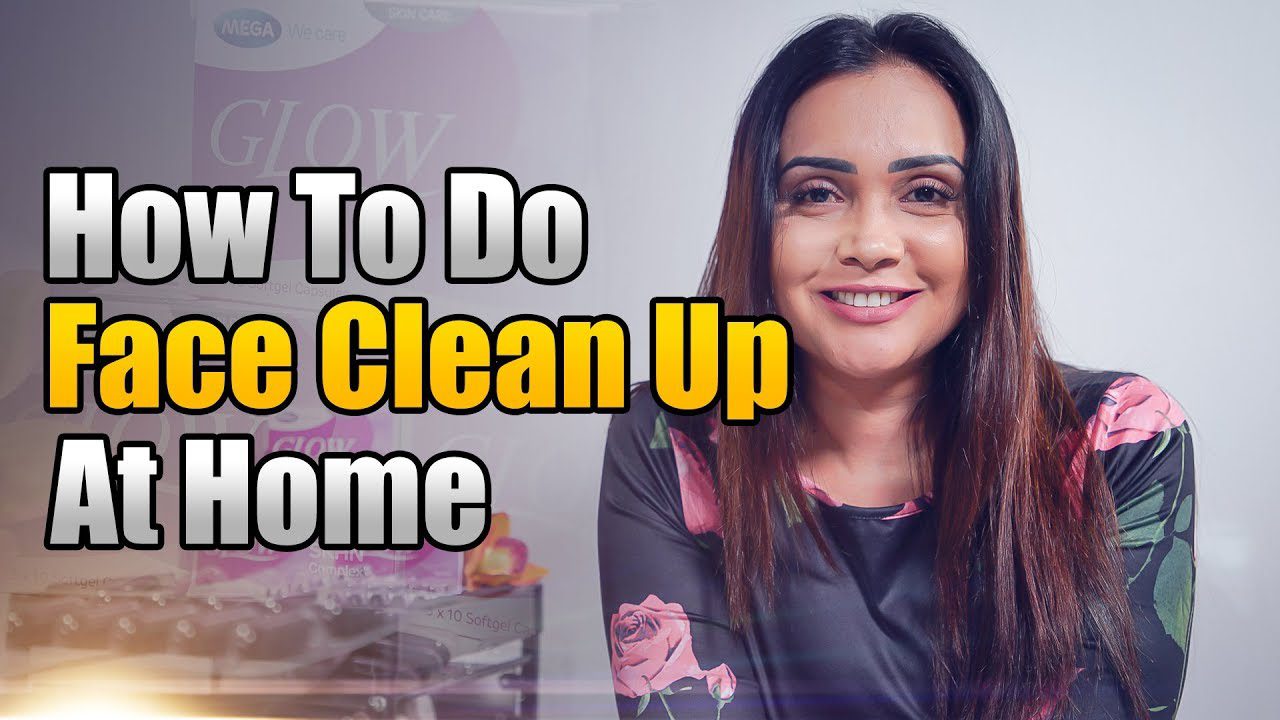Moters portretas besišypsant, šalia tekstas angl. „How To Do Face Clean Up At Home“.
