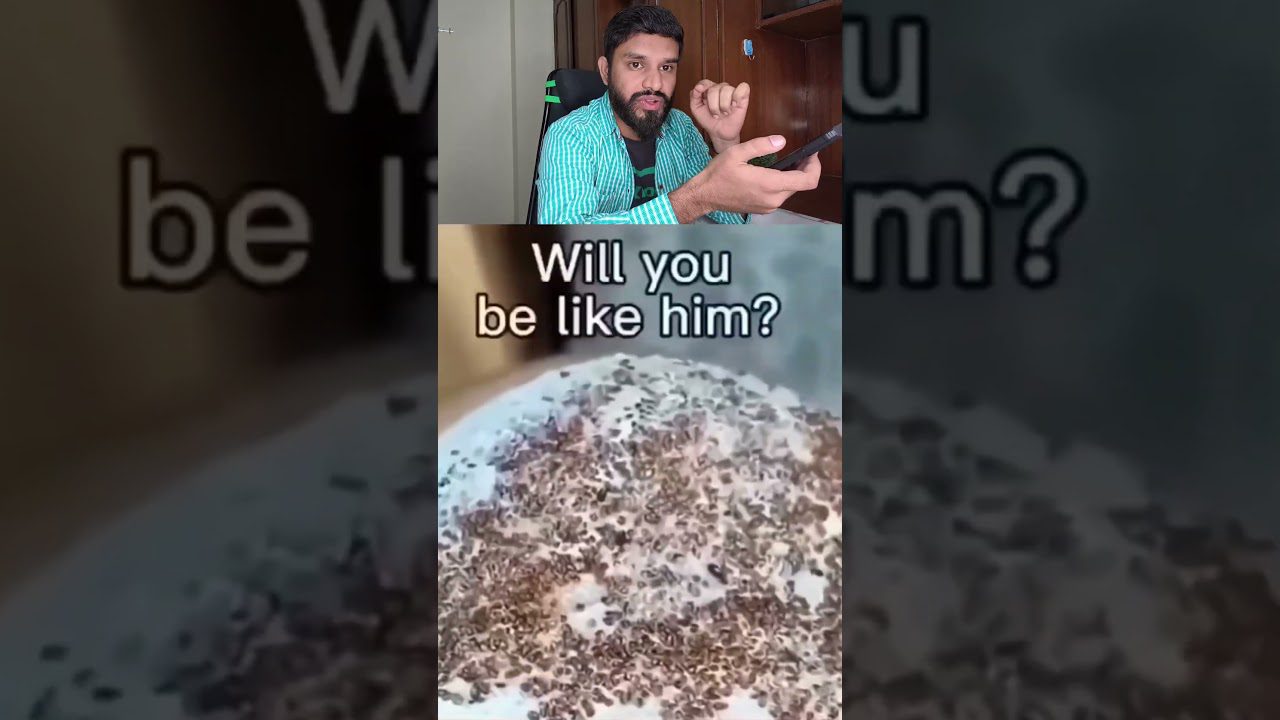 Vyras laiko telefoną virš dubens su daug mažų vabzdžių ir užrašu „Will you be like him?“